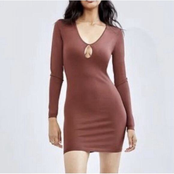WILFRED Small Stretch Long Sleeve Keyhole Mini Cocktail Dress Going Out Sexy - Picture 1 of 7
